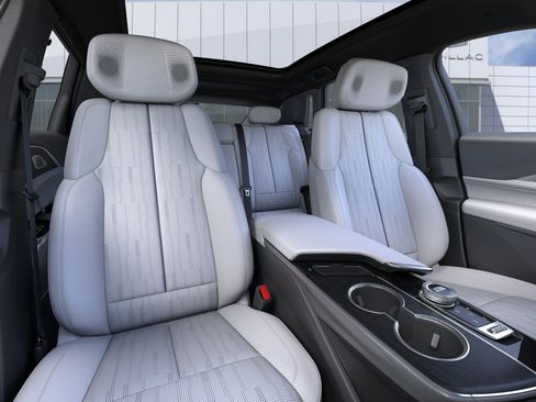 New 2026 Cadillac Lyriq Premium Luxury image 16