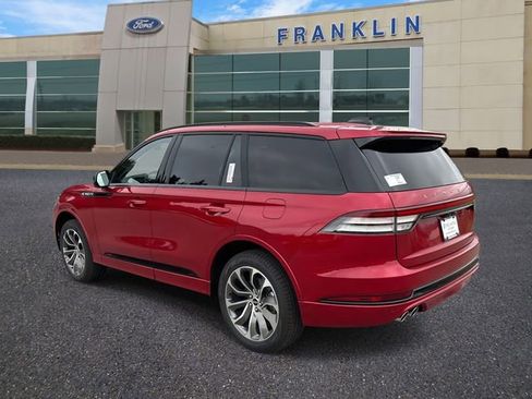 New 2026 Lincoln Aviator AWD w/ Jet Appearance Package image 5