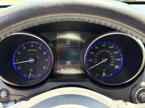 Used 2017 Subaru Outback 3.6R Limited AWD/4WD image 10