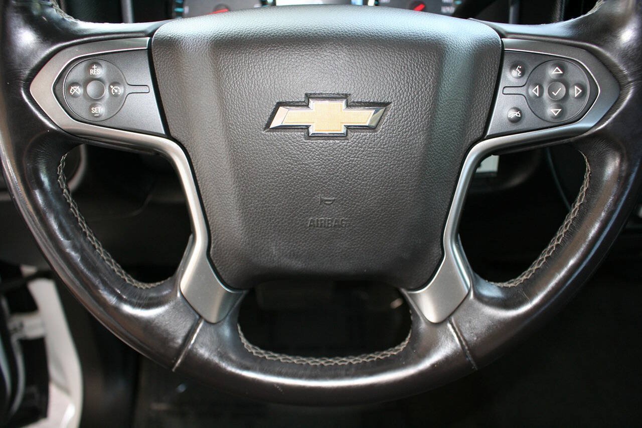Used 2017 Chevrolet Silverado 1500 LT w/ All Star Edition AWD/4WD image 16