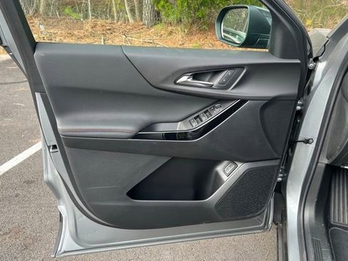 New 2025 Chevrolet Equinox RS image 9