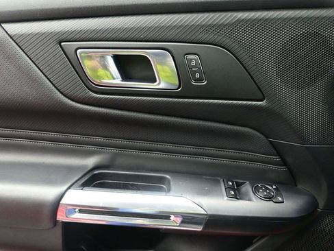 Used 2024 Ford Mustang Premium image 12