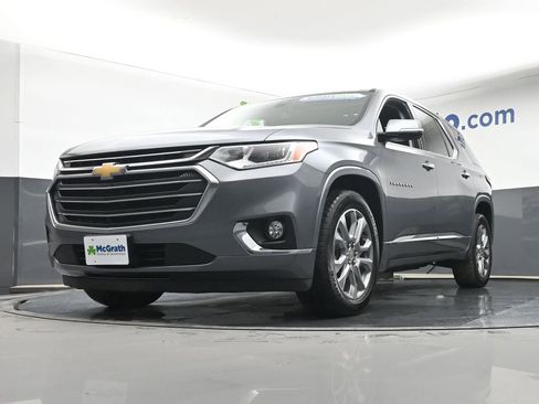 Used 2019 Chevrolet Traverse Premier AWD/4WD image 6
