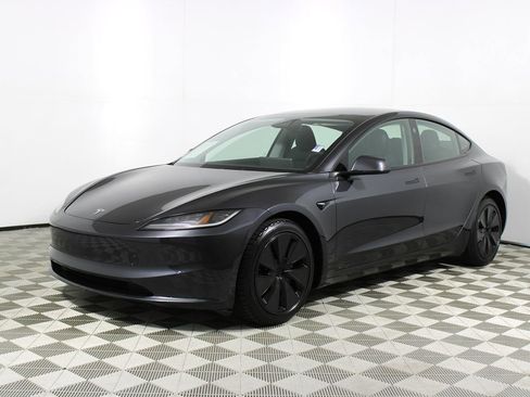 Used 2024 Tesla Model 3 Long Range image 3