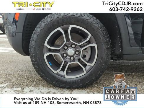 Used 2024 Jeep Grand Cherokee Trailhawk w/ Luxury Tech Group III image 36