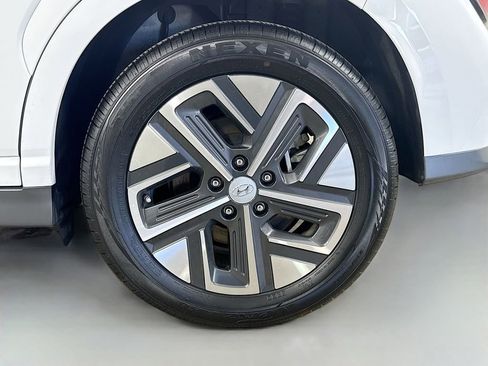 Used 2023 Hyundai Kona SE w/ Cargo Package FWD image 37