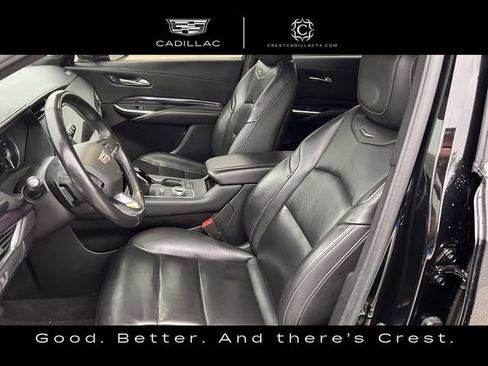 Used 2023 Cadillac XT4 Luxury w/ Cold Weather Package FWD image 23