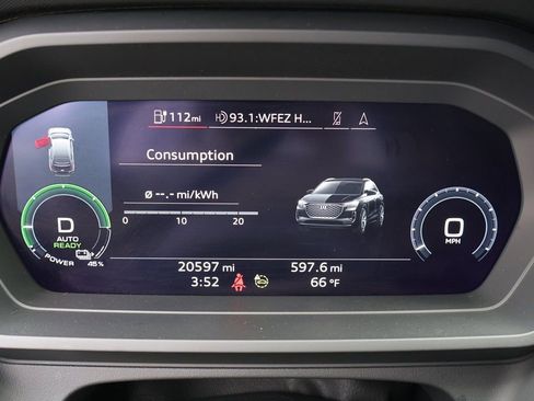 Used 2023 Audi Q4 e-tron Premium Plus w/ Premium Plus image 46