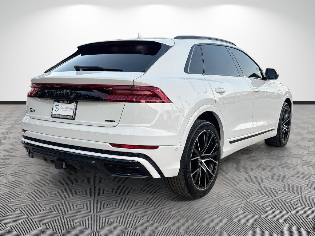 Used 2021 Audi Q8 Prestige w/ Prestige Package AWD/4WD image 13