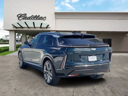New 2026 Cadillac Lyriq Signature Luxury w/ Nappa Leather Package RWD image 3