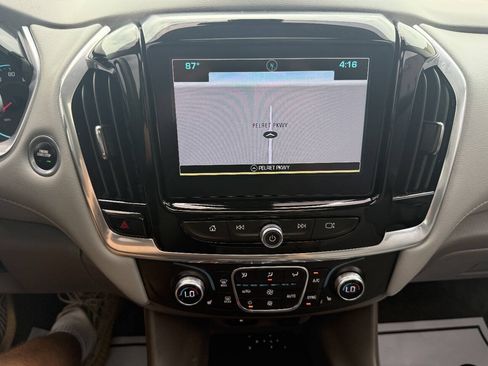 Used 2018 Chevrolet Traverse LT AWD/4WD image 35