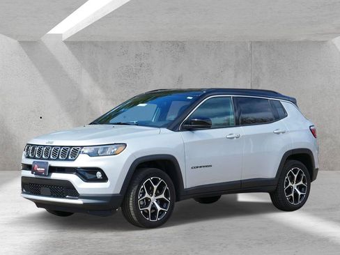 Used 2024 Jeep Compass Limited image 6