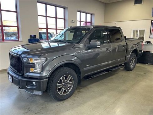 Used 2015 Ford F150 Lariat image 3