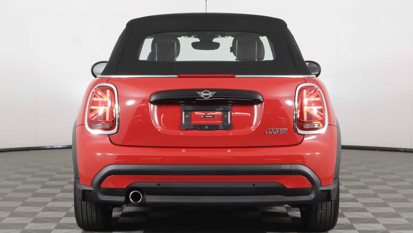 Used 2024 MINI Cooper Convertible FWD image 6