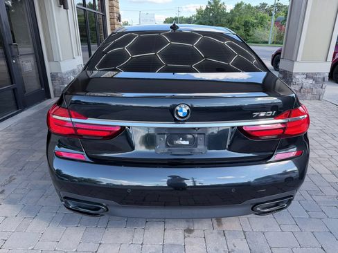 Used 2018 BMW 750i RWD image 44