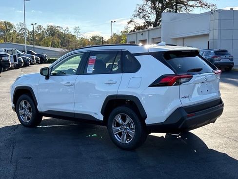 New 2025 Toyota RAV4 LE image 27