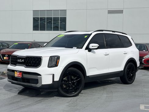Used 2023 Kia Telluride EX X-Line image 2