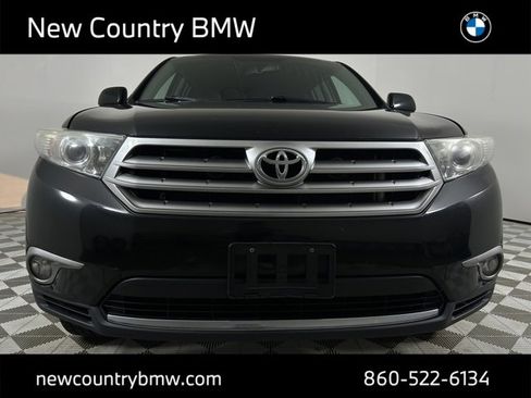Used 2013 Toyota Highlander SE image 25
