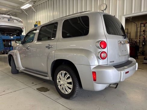 Used 2010 Chevrolet HHR LT w/ LT Preferred Equipment Group FWD image 6