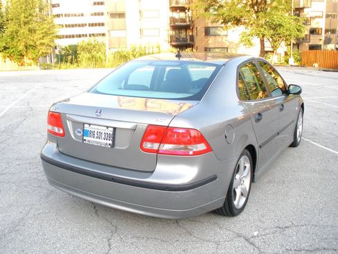 Used 2003 Saab 9-3 Arc FWD image 12