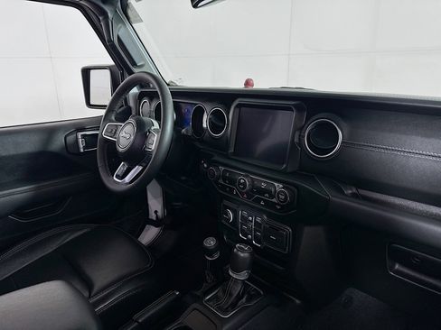 Used 2023 Jeep Wrangler Unlimited Sahara AWD/4WD image 26