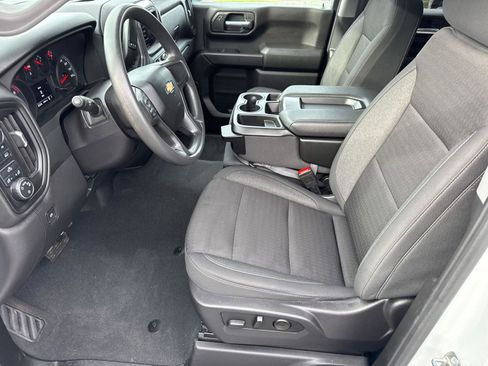 Used 2024 Chevrolet Silverado 1500 Custom image 26