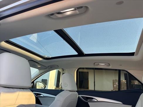 New 2026 Buick Envision Avenir image 23