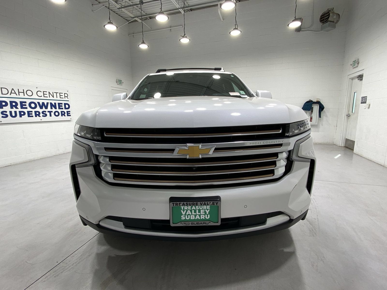 Used 2024 Chevrolet Tahoe High Country w/ Advanced Technology Package AWD/4WD image 3