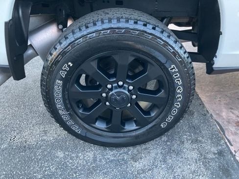 Used 2024 RAM 2500 Big Horn w/ Night Edition image 33