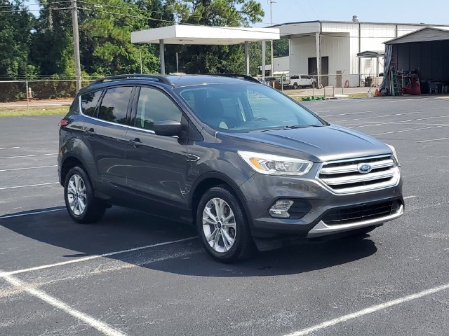 Used 2017 Ford Escape SE w/ Equipment Group 201A FWD image 34