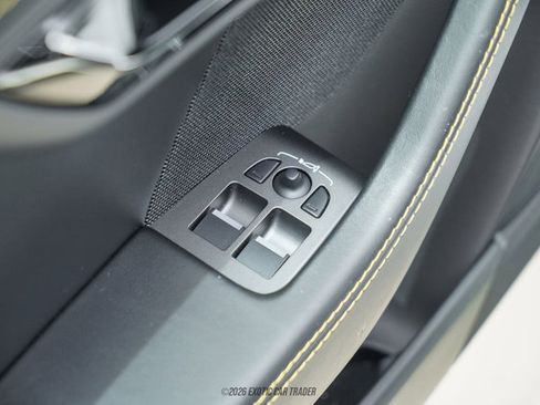 Used 2018 Jaguar F-TYPE 400 Sport RWD image 25