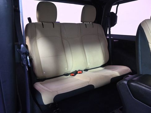 Used 2021 Jeep Wrangler Sport AWD/4WD image 17