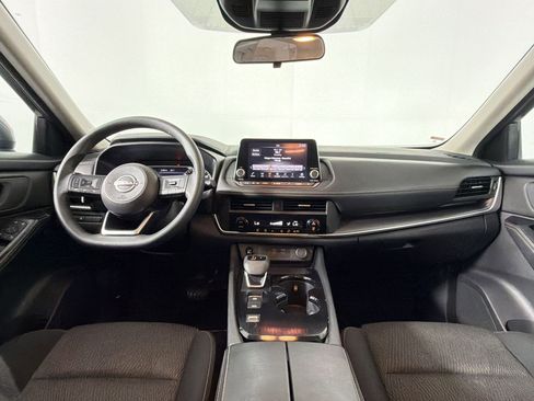 Used 2024 Nissan Rogue SV FWD image 14