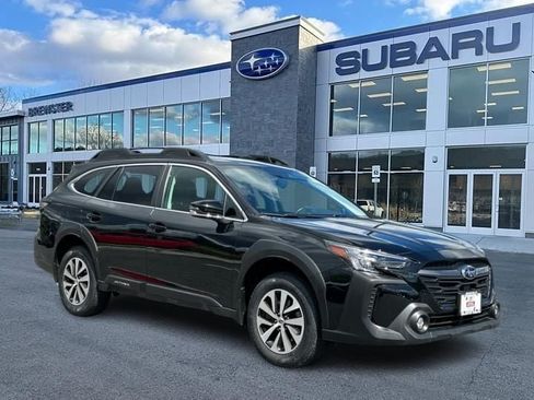 Certified 2023 Subaru Outback Premium AWD/4WD image 1