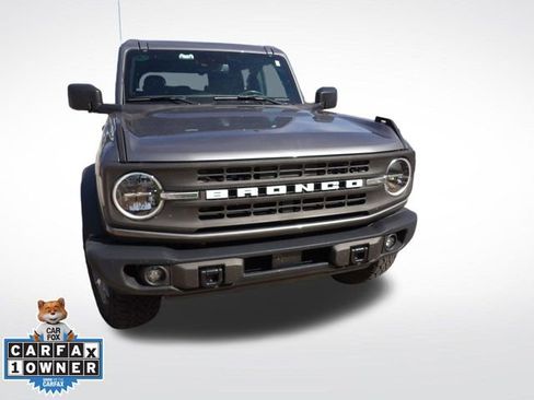 Used 2023 Ford Bronco Black Diamond image 2