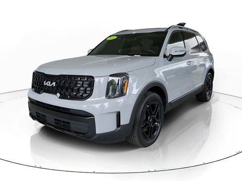 Used 2024 Kia Telluride EX X-Line AWD/4WD image 3