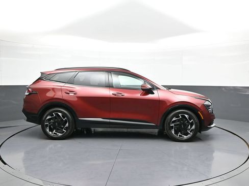 Used 2025 Kia Sportage SX FWD image 5