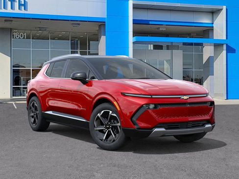 New 2025 Chevrolet Equinox EV LT image 7