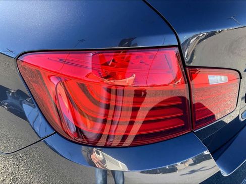 Used 2015 BMW 528i xDrive 528i xDrive image 28