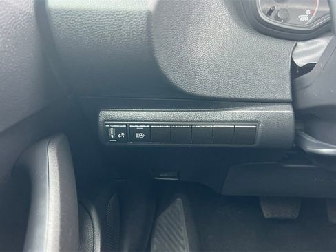 Certified 2025 Toyota Corolla LE image 29