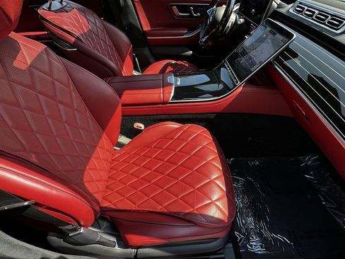 Certified 2025 Mercedes-Benz S 580 4MATIC Sedan image 15