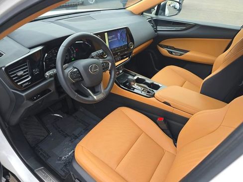 Used 2025 Lexus NX 350 AWD image 14