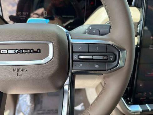 New 2026 GMC Yukon Denali image 27