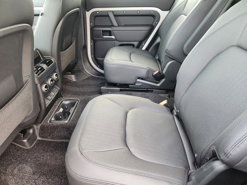 New 2026 Land Rover Defender 130 S image 31