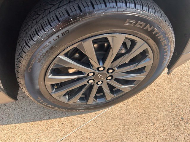 Used 2023 Chevrolet Traverse RS w/ LPO, Floor Liner Package FWD image 12