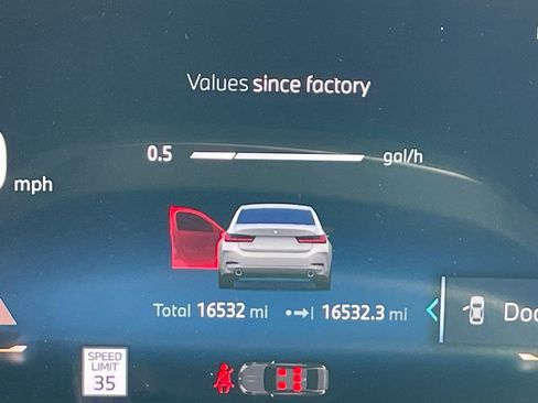 Used 2025 BMW 330i xDrive Sedan image 11