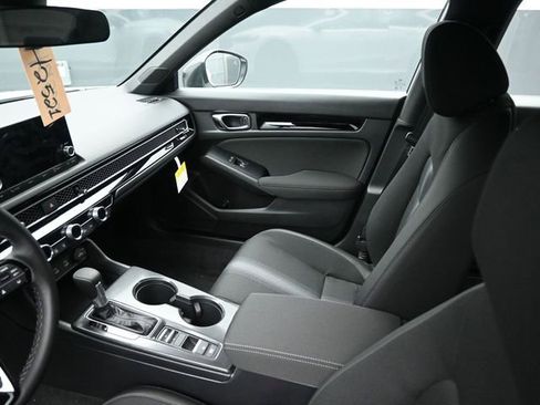 New 2026 Honda Civic Sport image 17