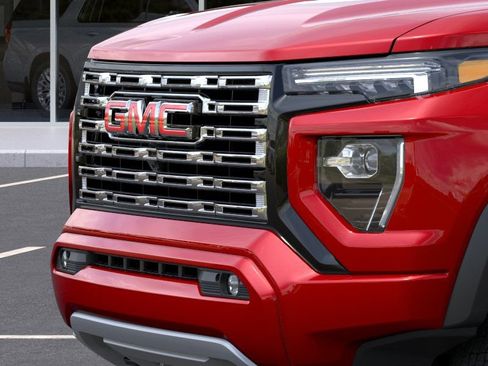 New 2026 GMC Canyon Denali AWD/4WD image 13