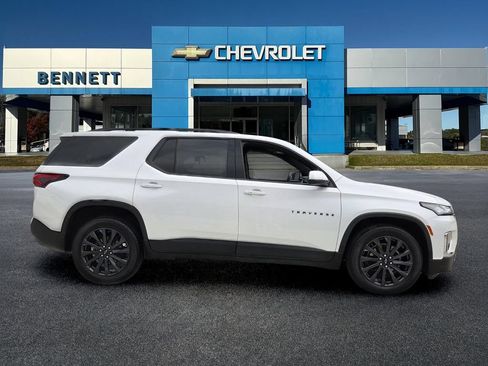 Used 2023 Chevrolet Traverse RS AWD/4WD image 8