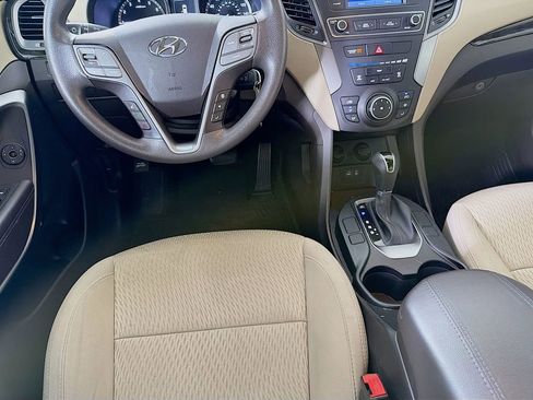 Used 2017 Hyundai Santa Fe Sport image 23